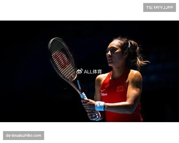 郑钦文中网复出首战告捷 强势首盘6-3主场气氛热烈